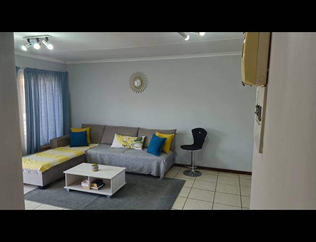 2 BEDROOM DUPLEX FOR SALE IN WILLOW PARK
